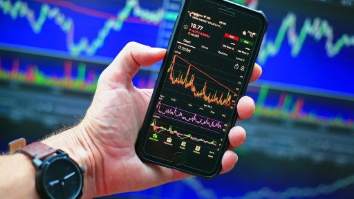 Grafiek van een beleggingsportefeuille met ETF's op een computerscherm